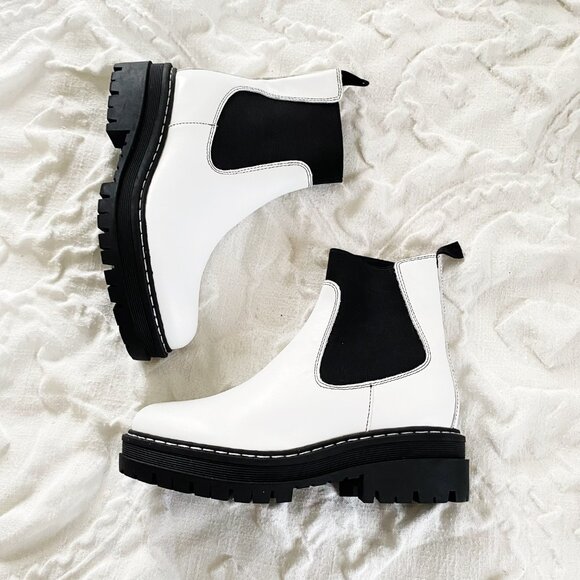 Marc Fisher Patrick Lug Sole Booties Size 5.5 New